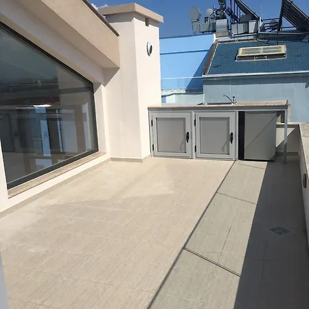 Golden Sea View Penthouse Lägenhet *