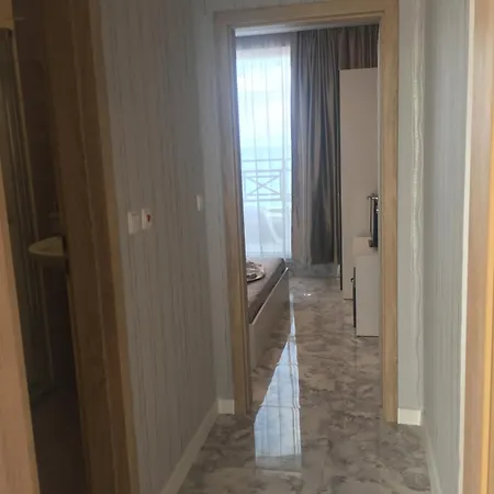 Golden Sea View Penthouse Daire