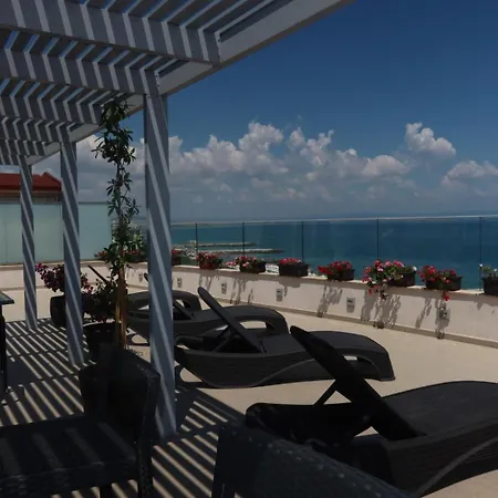 Golden Sea View Penthouse Apartman Pomorie