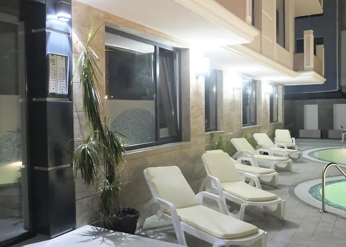 Golden Sea View Penthouse Daire *