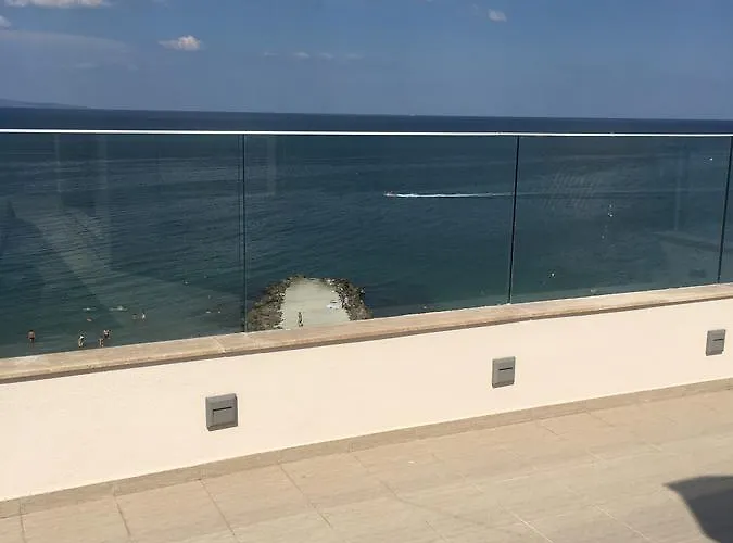 Golden Sea View Penthouse Ahyolu